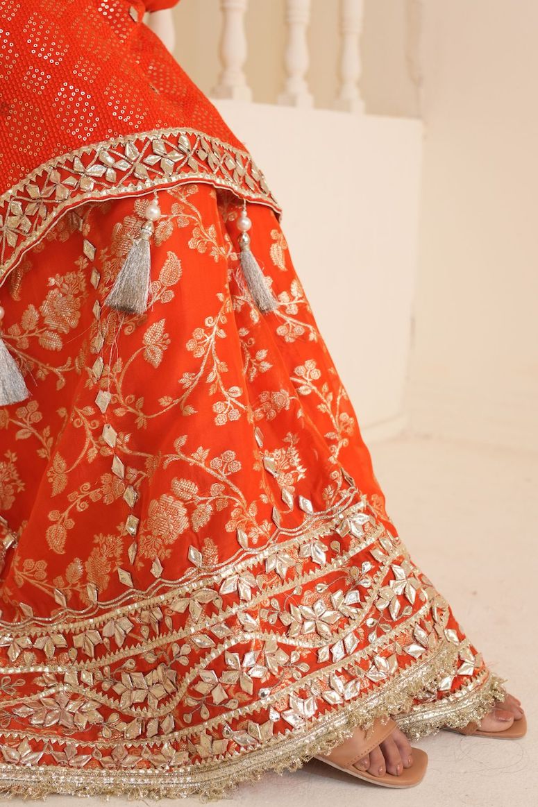 Kesariya Noor Sharara Set