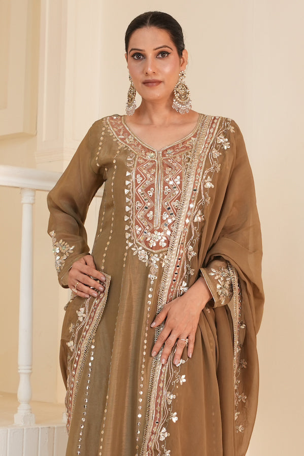 Noor-e-Zaitoon Anarkali Set