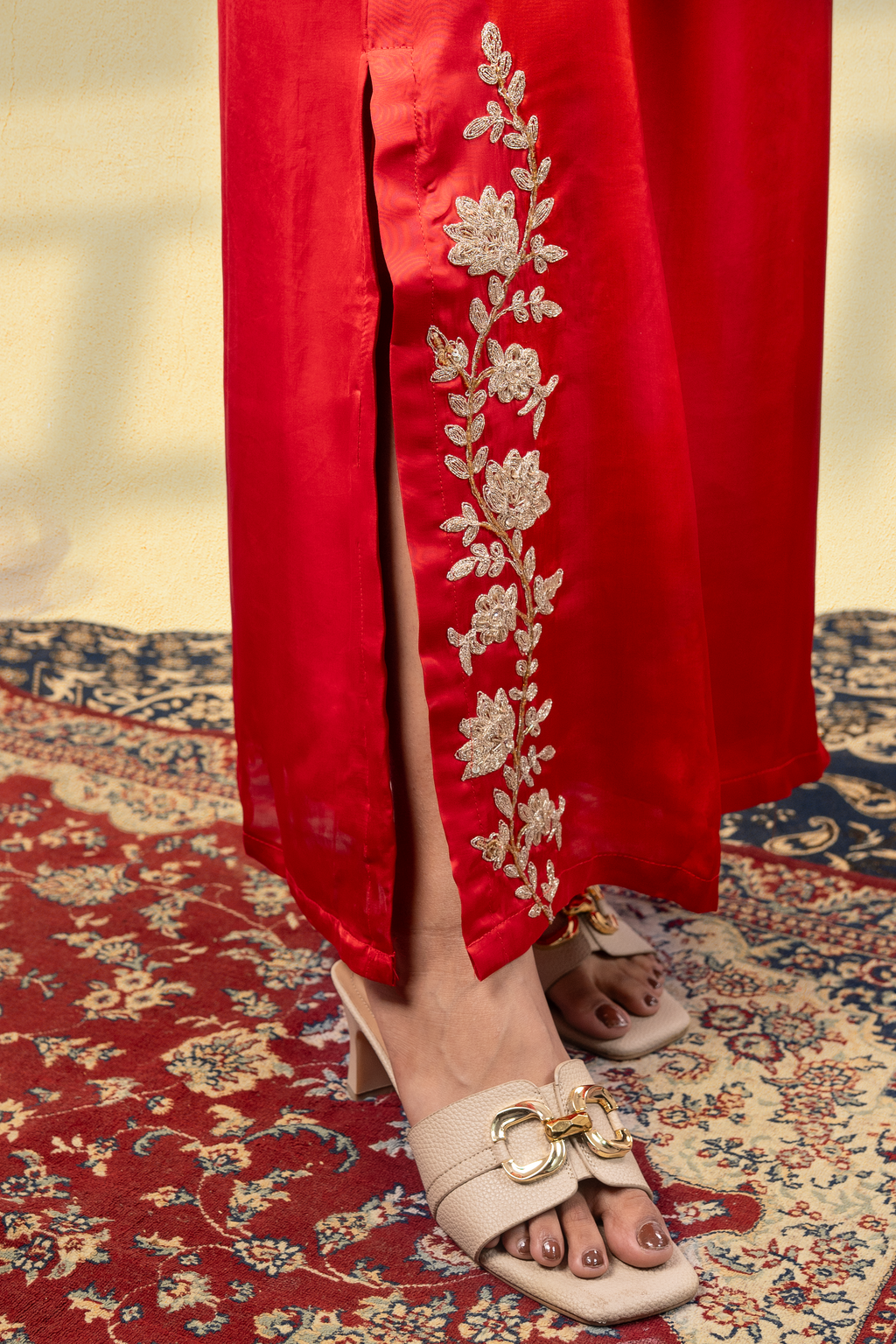 Sindhura Embroidered Mughal Kaftan