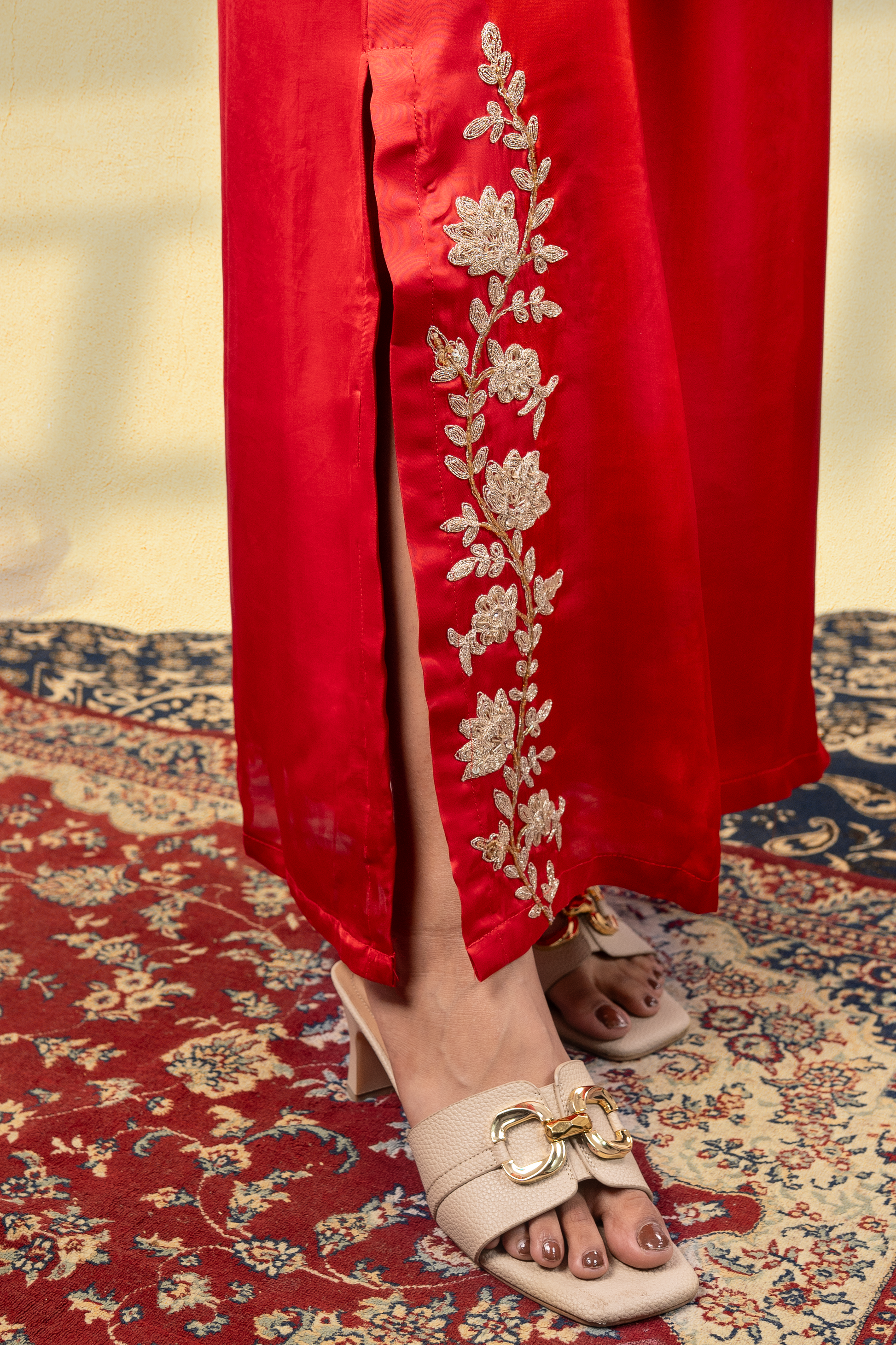 Sindhura Embroidered Mughal Kaftan
