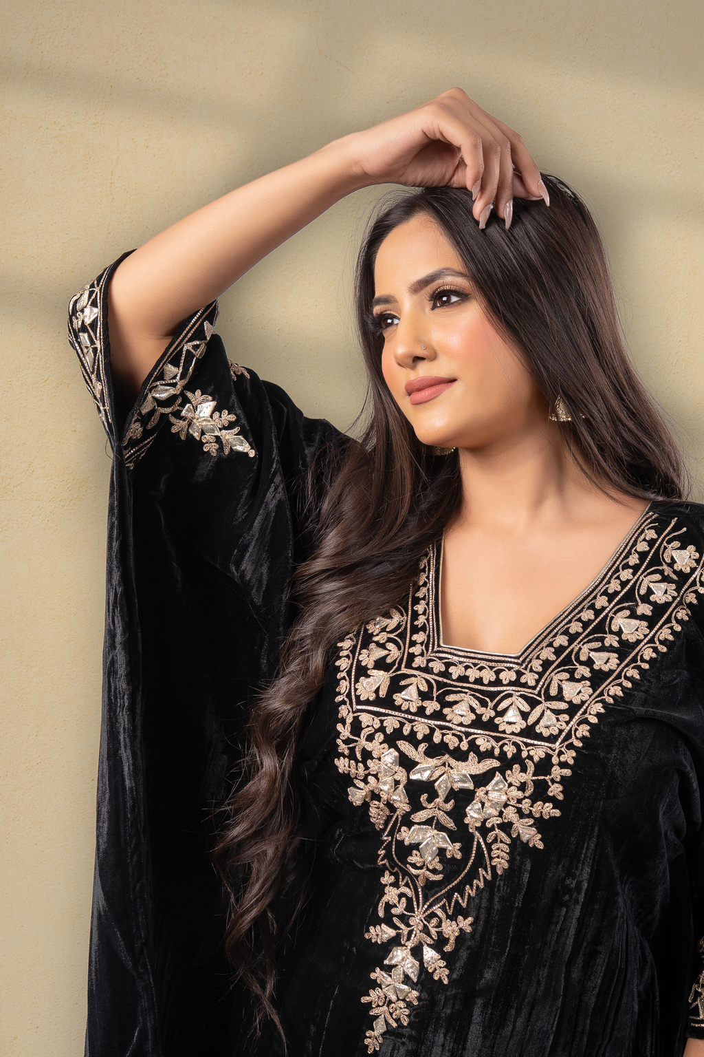 Rooh-E-Daari Silk Velvet Gota Embroidered Kaftan With Plazzo