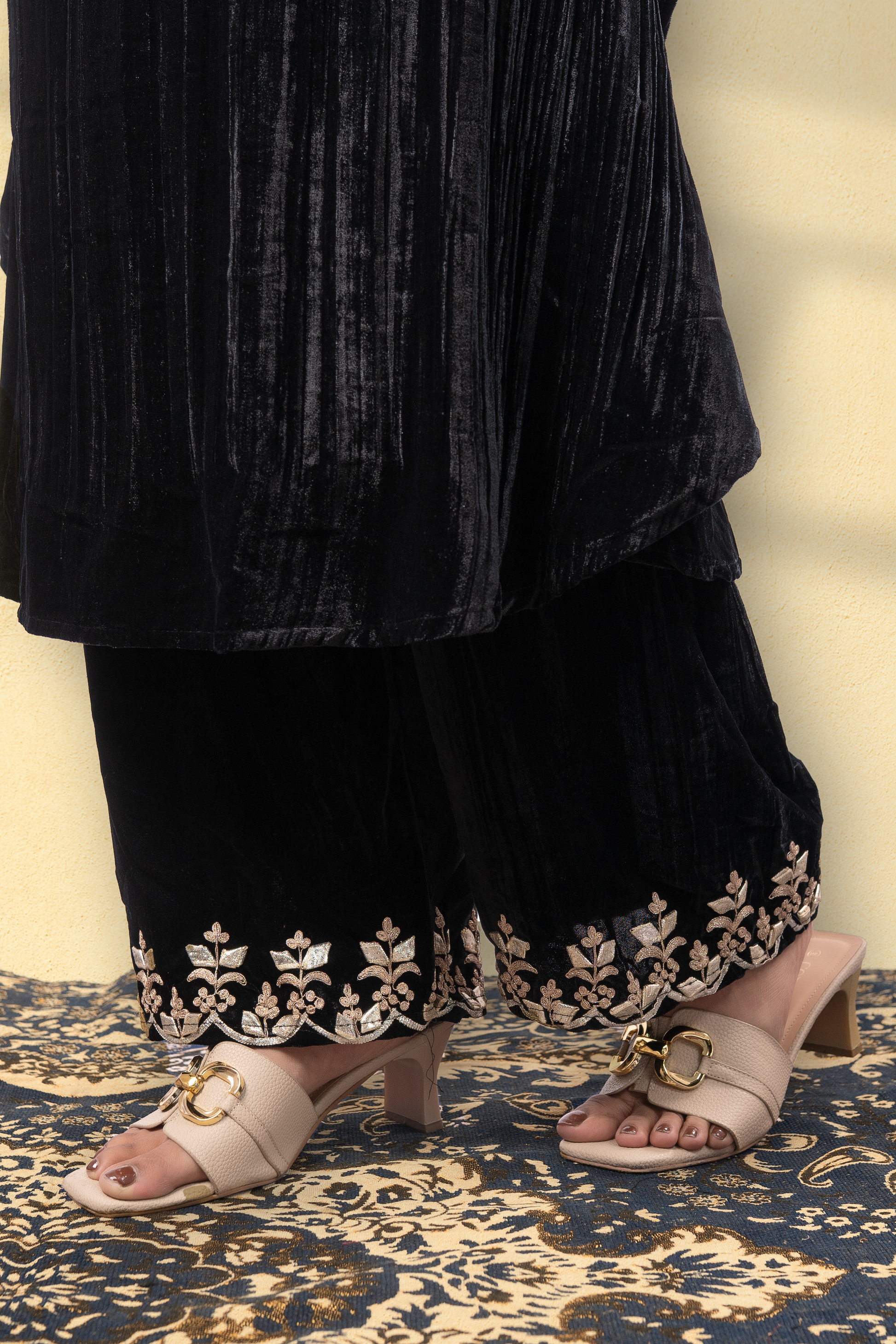 Rooh-E-Daari Silk Velvet Gota Embroidered Kaftan With Plazzo