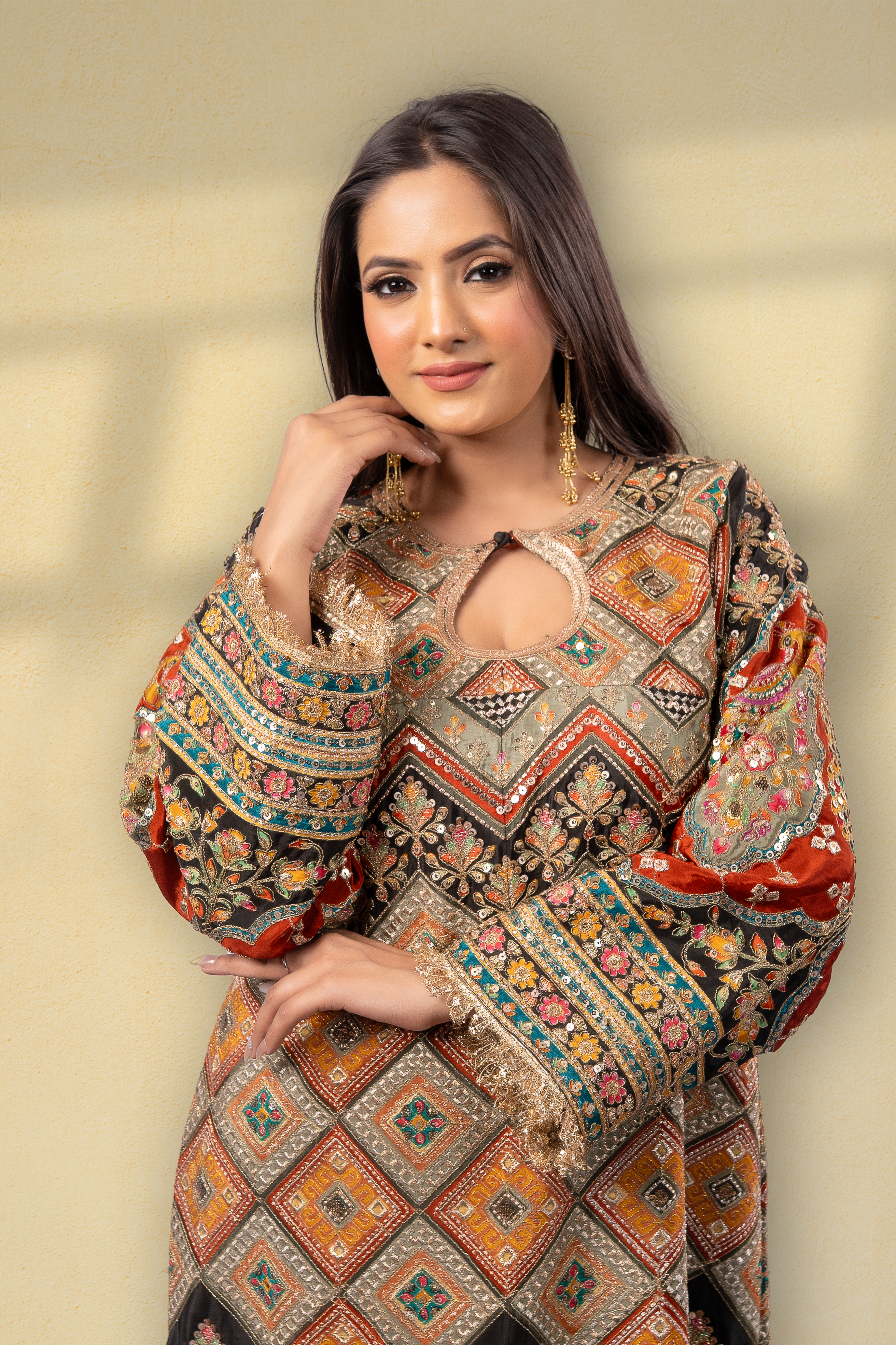 Noor-E-Siyah Position Printed Embroidered Kaftan
