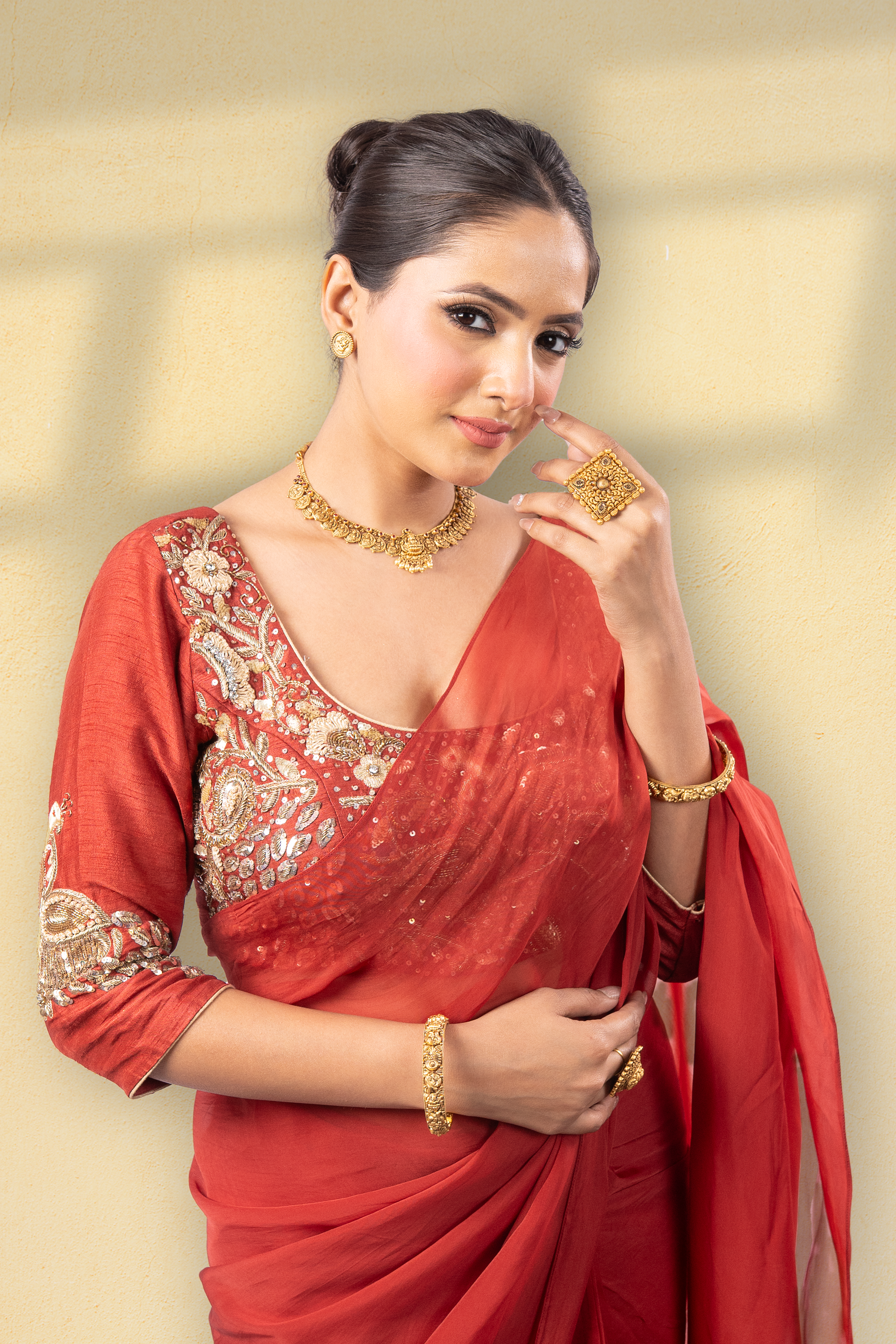 Surkh-E-Noor Drape Saree