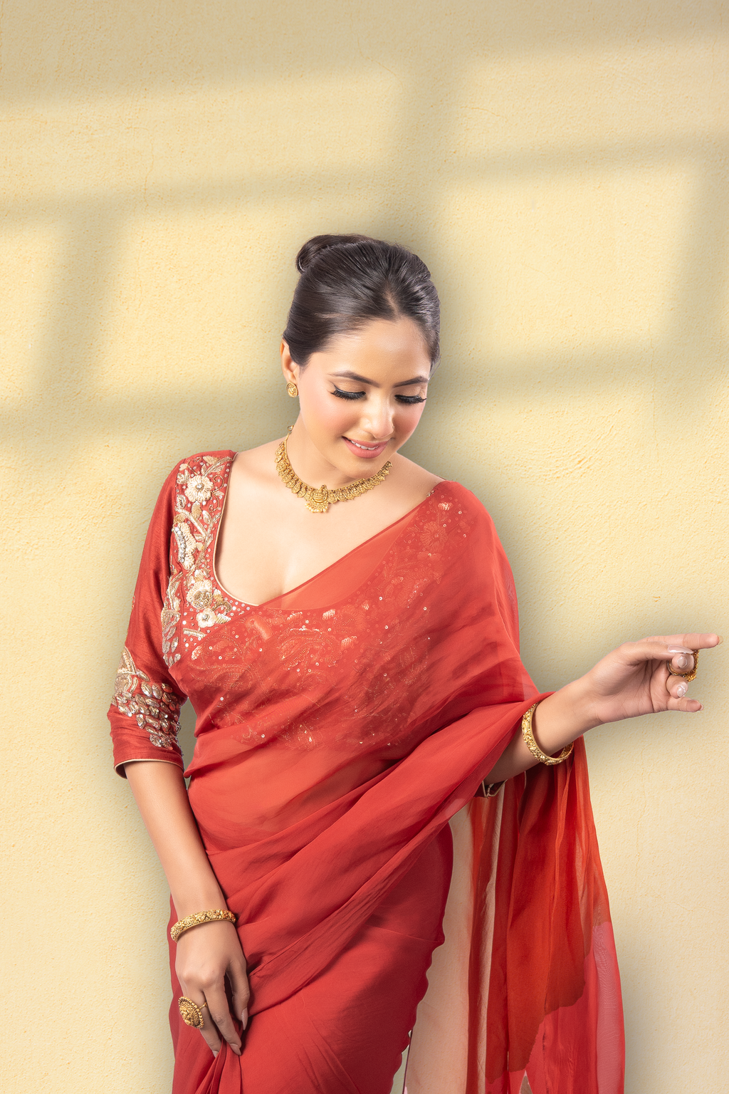 Surkh-E-Noor Drape Saree