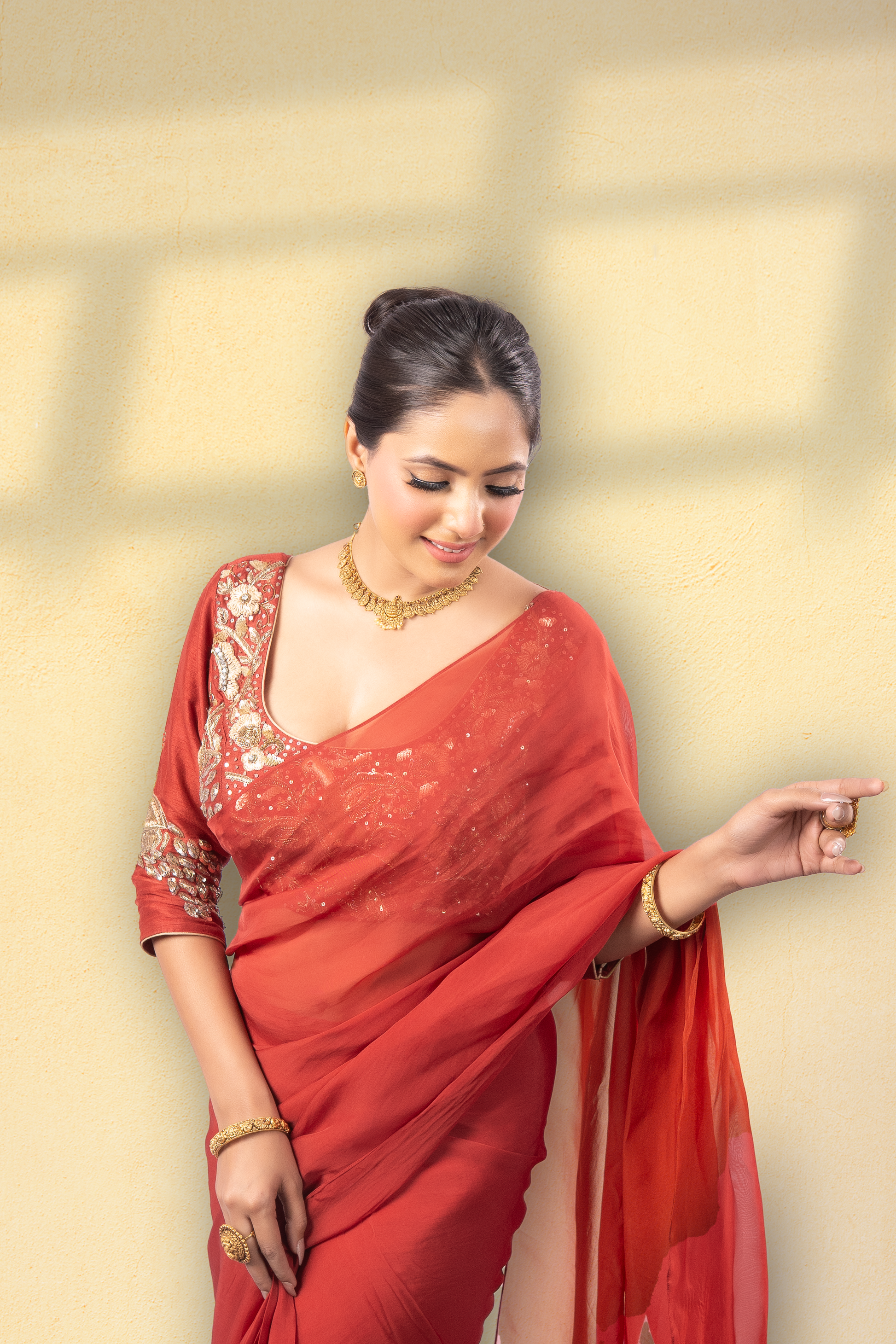 Surkh-E-Noor Drape Saree