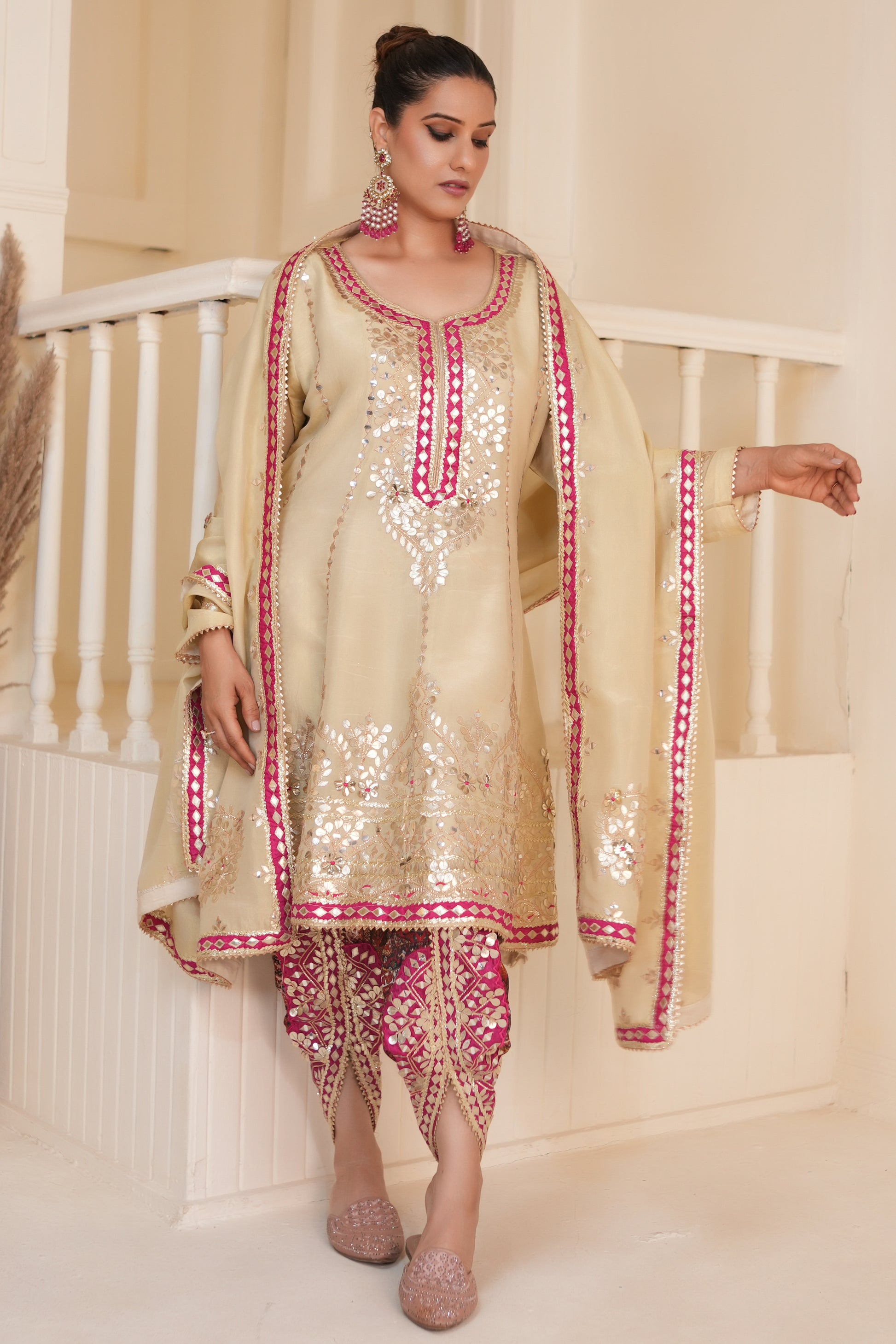 Gulzaar-e-Ishq Choga Set